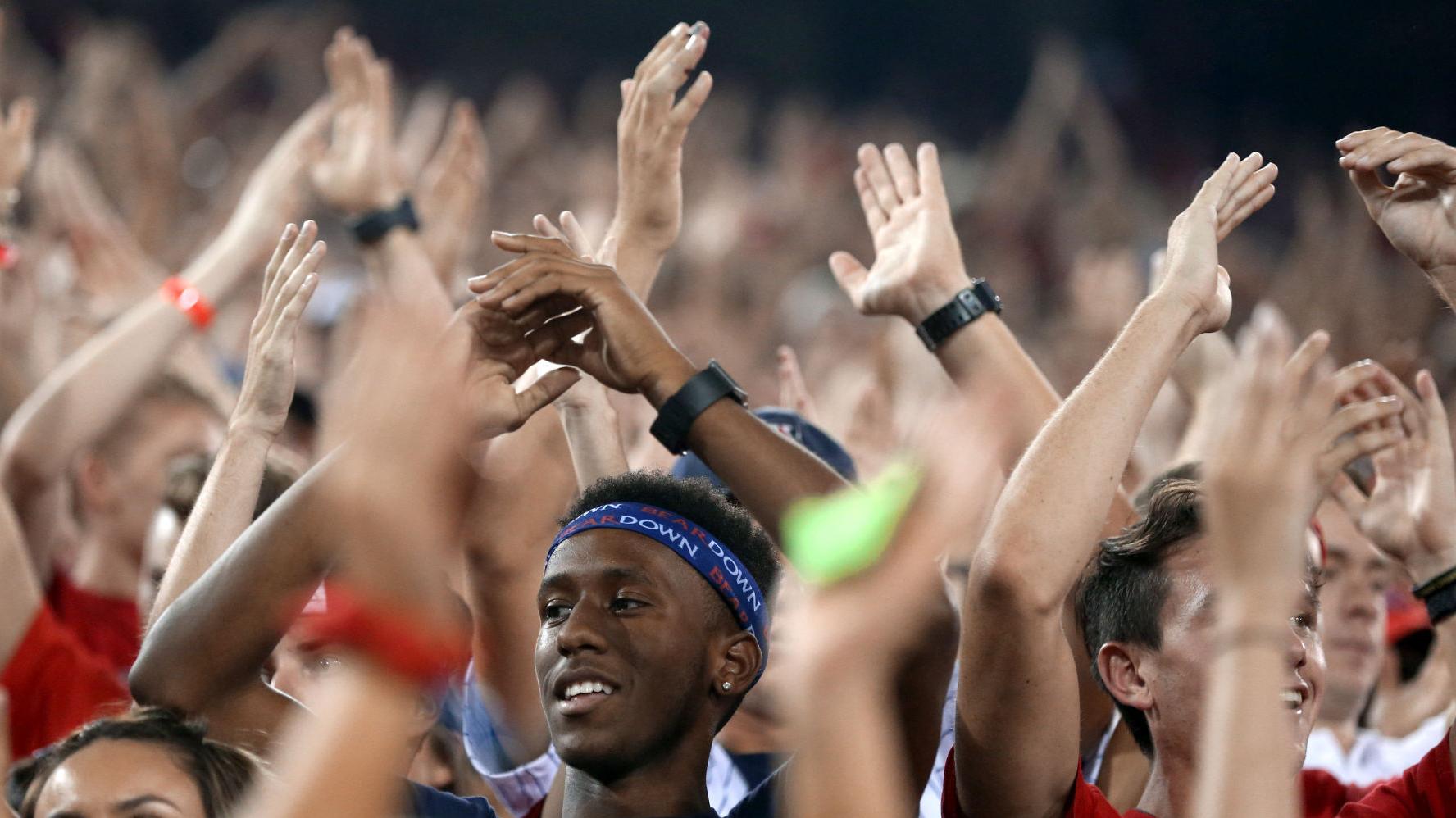 Greg Hansen: Nearly 100,000 seats were empty in Week 1; here's why